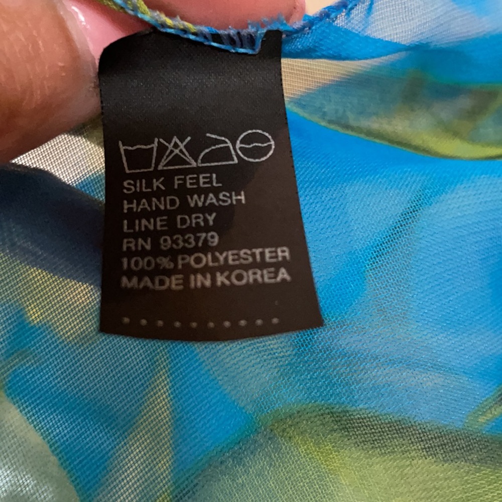 Summer wrap - Picture 2 of 2